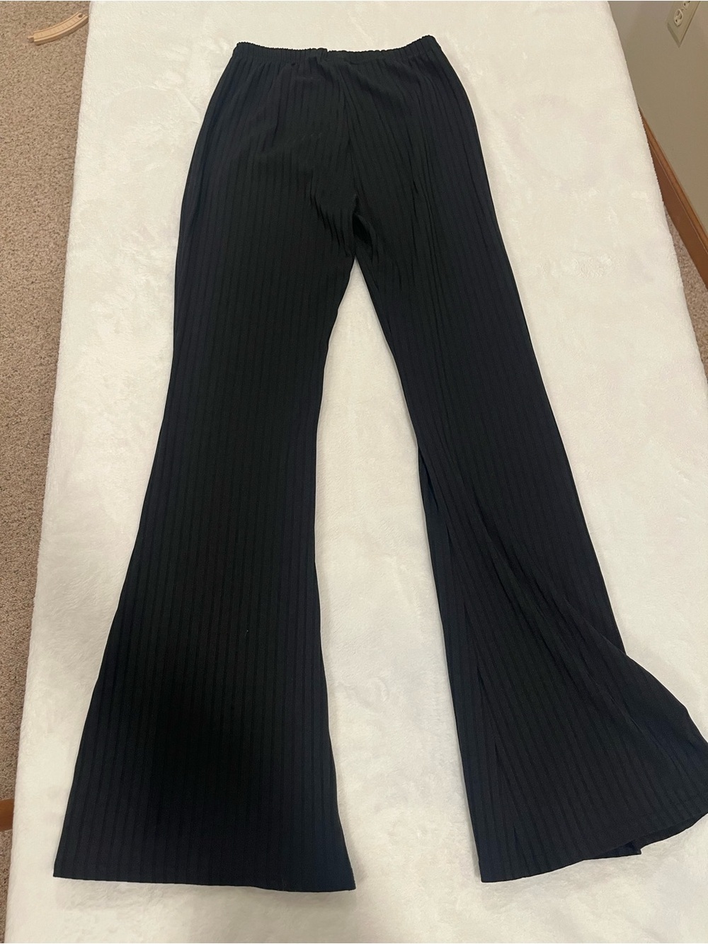 Black Ribbed Flare Leggings - Picture 2 of 6